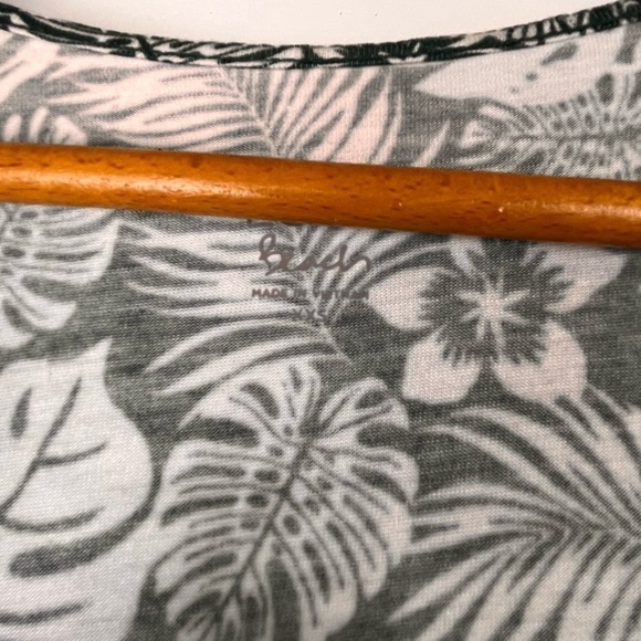 LOFT BEACH Floral short Romper Green Size XXS - Picture 3 of 8